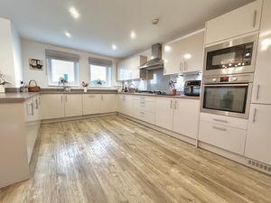 Photo 11- click for photo gallery